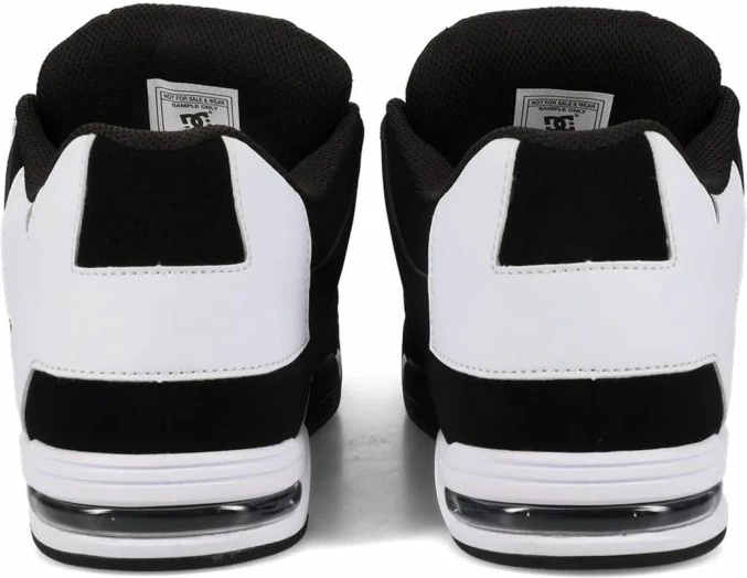 Atlete për meshkuj DC, të zeza