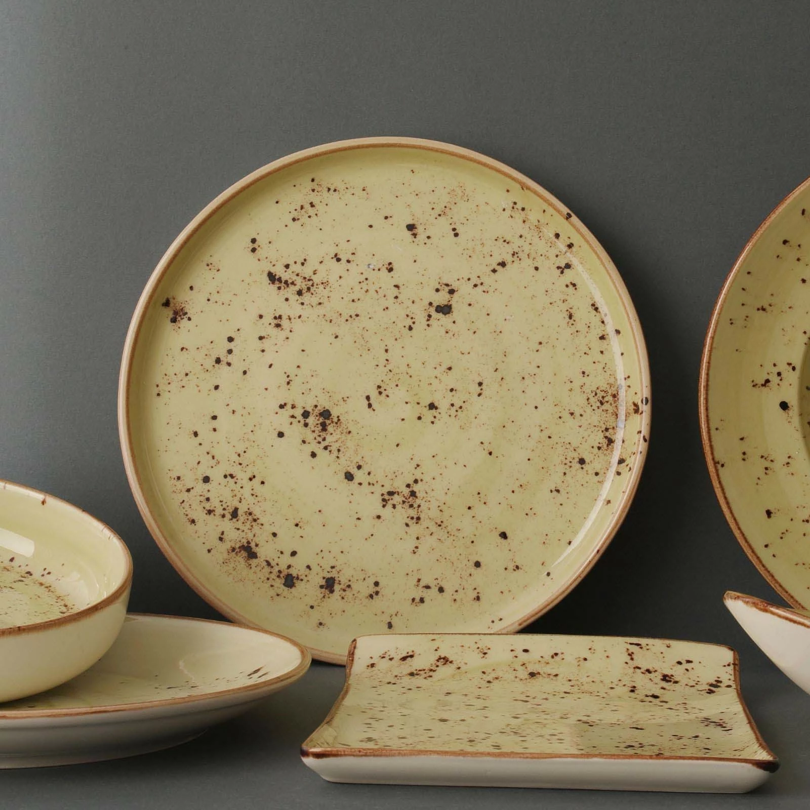 Pjatë porcelani Fine Dine Olive Ø210 mm, jeshile, set 6 copë