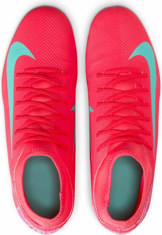 Atlete futbolli Nike për meshkuj, portokalli [Madhësia: 45.5]
