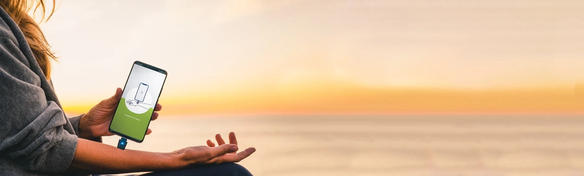 Pajisje kundër pickimeve të insekteve HEAT IT V3 USB-C, e kaltër