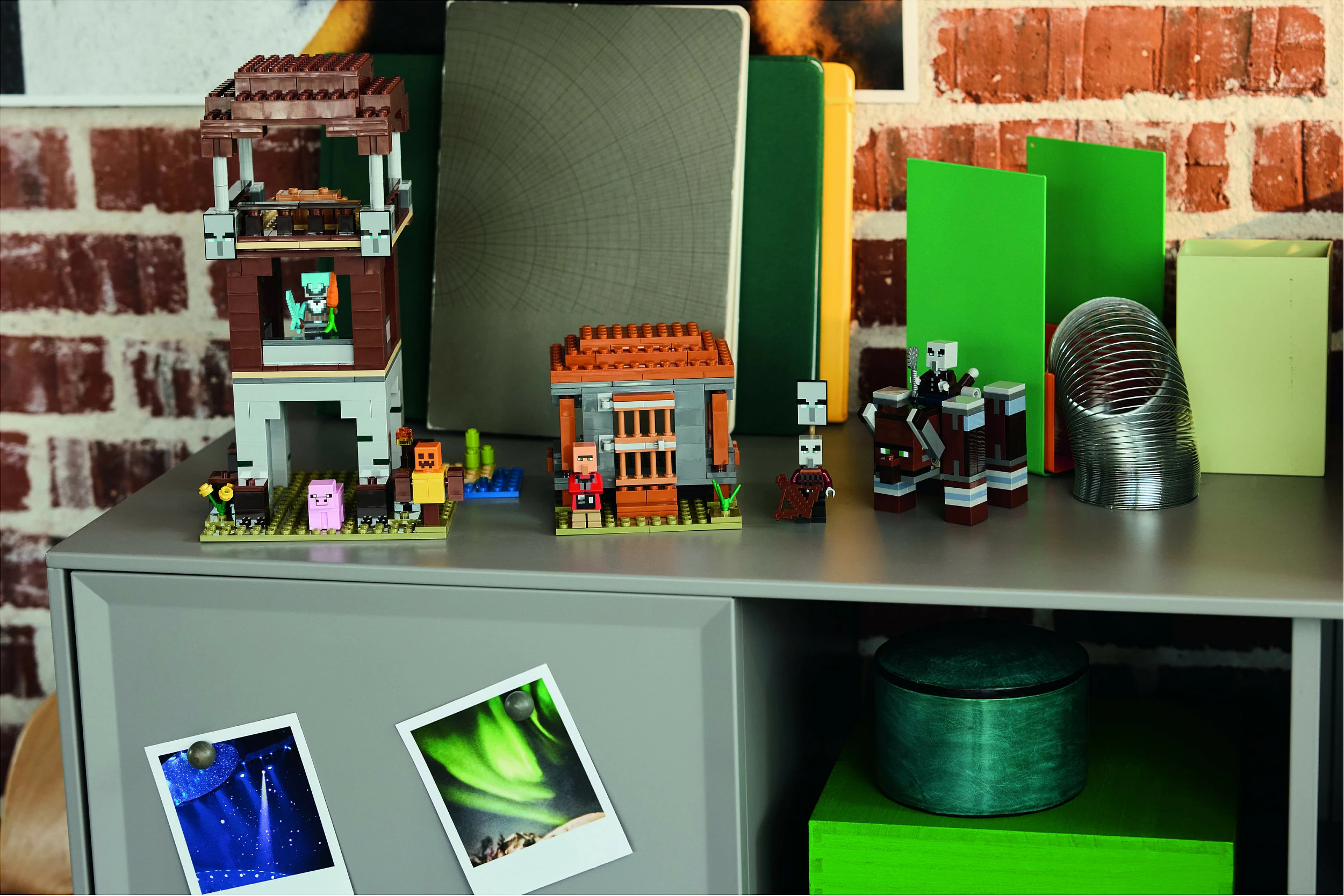 Set ndërtimi LEGO Minecraft The Pillager Outpost and Ravager 21278, 665 copë, shumëngjyrësh