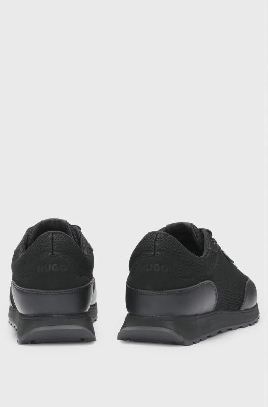 Këpucë për meshkuj Hugo, të zeza