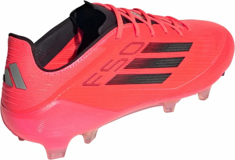 Atlete futbolli adidas për meshkuj, të kuqe