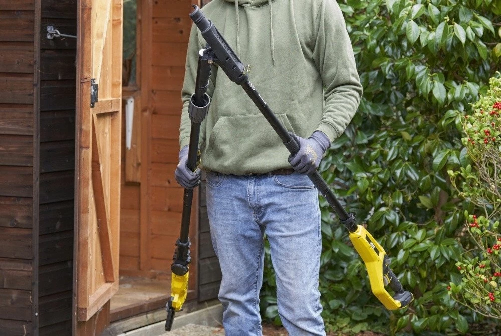 Gërshërë krasitëse teleskopike me bateri Stanley SFM V20, 18V, teh 500mm, prerje deri 32mm, 1x bateri 2Ah, verdhë/zezë
