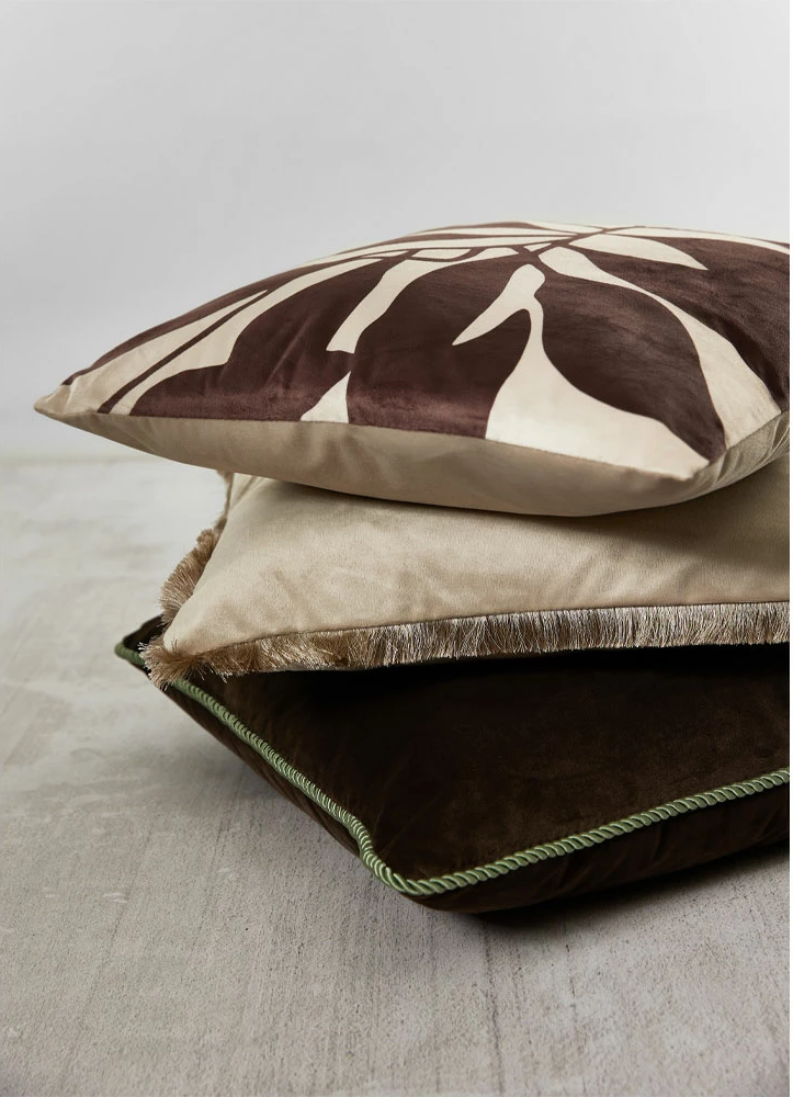 Jastëk dekorativ Solid, kadife, ngjyrë kafe, 50x50cm