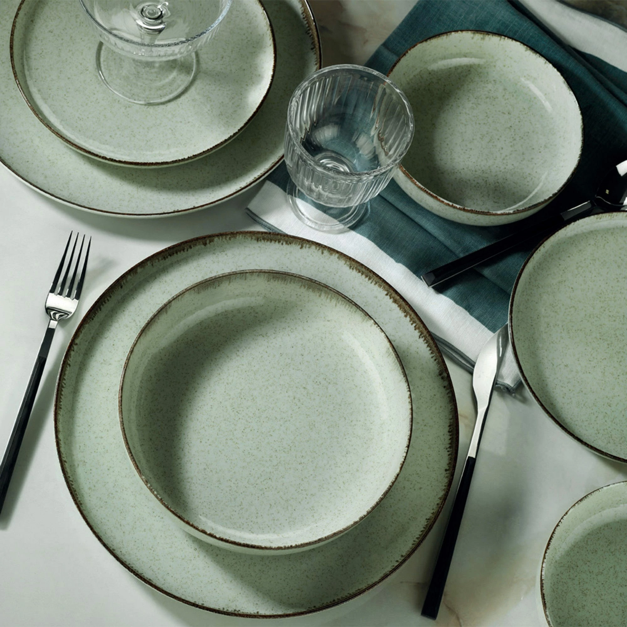 Set pjatash për drekë (18 copë), Hermia, MOD18Y2730P03, ngjyrë e gjelbër