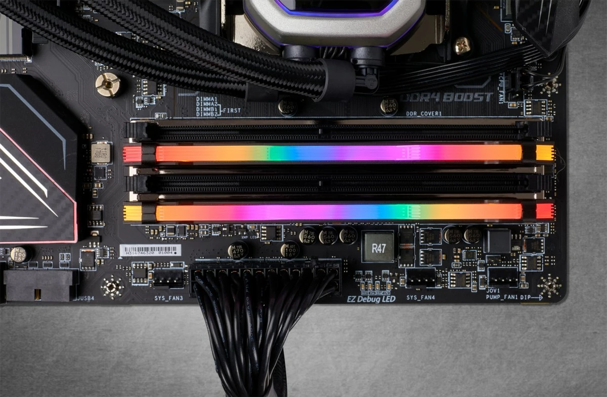 RAM Memorje Corsair Vengeance RGB Pro 32GB (2x16GB) DDR4 3600MHz, RGB