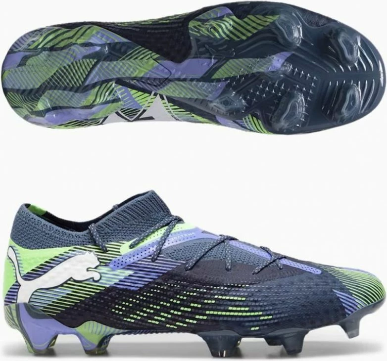 Atlete futbolli Puma për meshkuj, të kaltra dhe të gjelbra