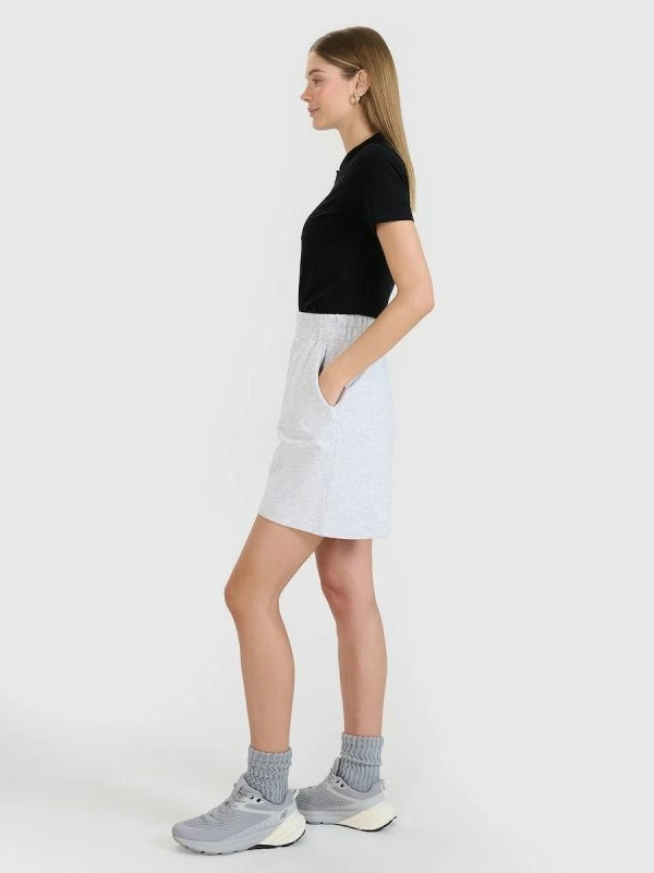 Shorce për femra 4F 4FWMM00TSHOF771-27M [Madhësia: 2XL]