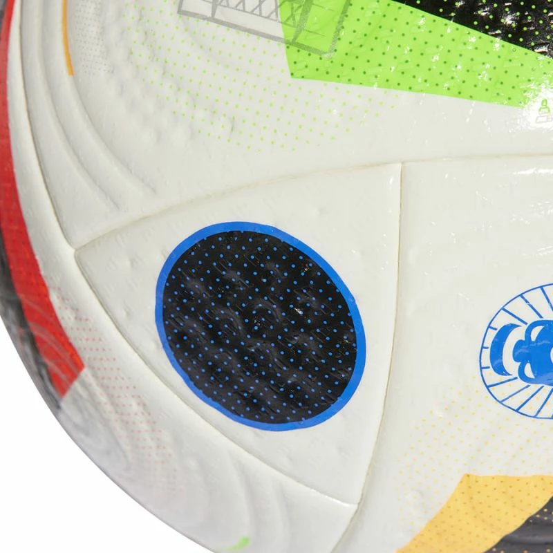 Top futbolli adidas Euro24 Pro IQ3682, i bardhë [Madhësia: 5]
