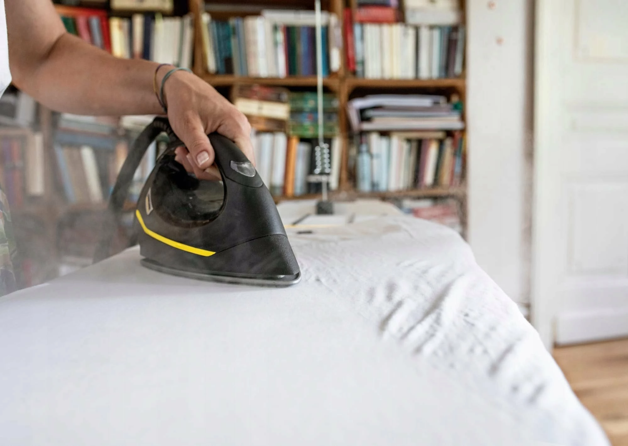 Pastrues me avull Karcher SC 5 EasyFix Iron 1.512-661.0, 2250 W, 4.2 bar, rezervuar 1.5 l, set me Hekur, i bardhë