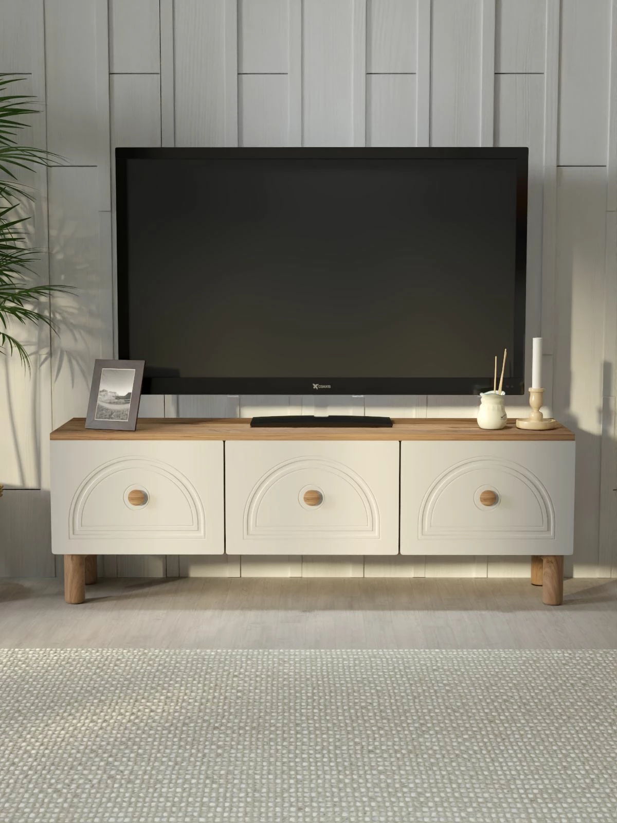 Komodë TV Skye Decor, Mavora 135, ngjyrë pishë Atlantike dhe e bardhë