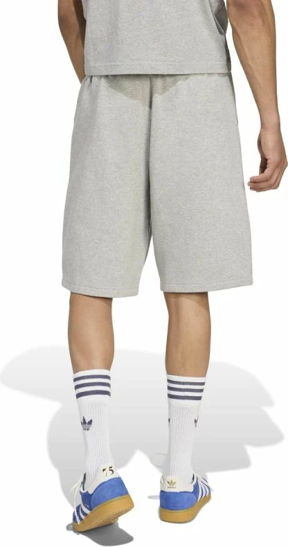 Shorce adidas për lifestyle [Madhësia: L]