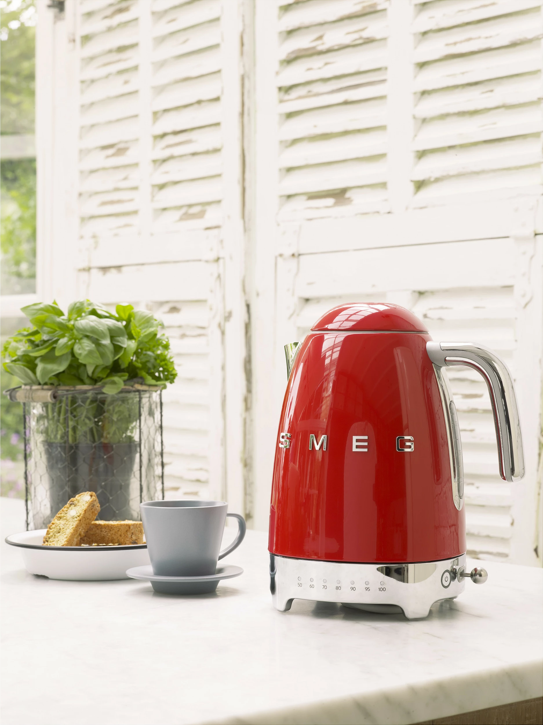 Ibrik elektrik SMEG KLF04RDEU, 1.7L, stil retro, e kuqe