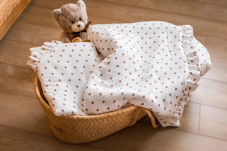 Set shtrati bebi muslin PULP BAMBOO Hearts 80x100 cm, e bardhë