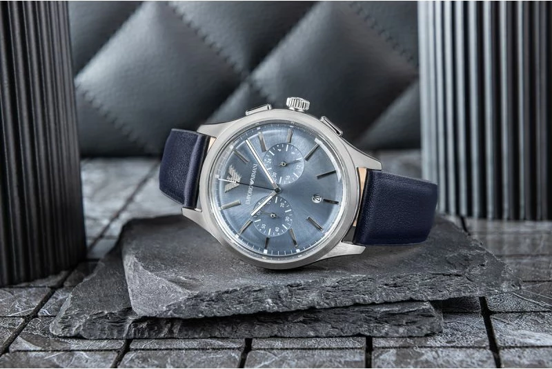 Orë dore meshkujsh Emporio Armani Dario AR11747, e kaltër me kuti