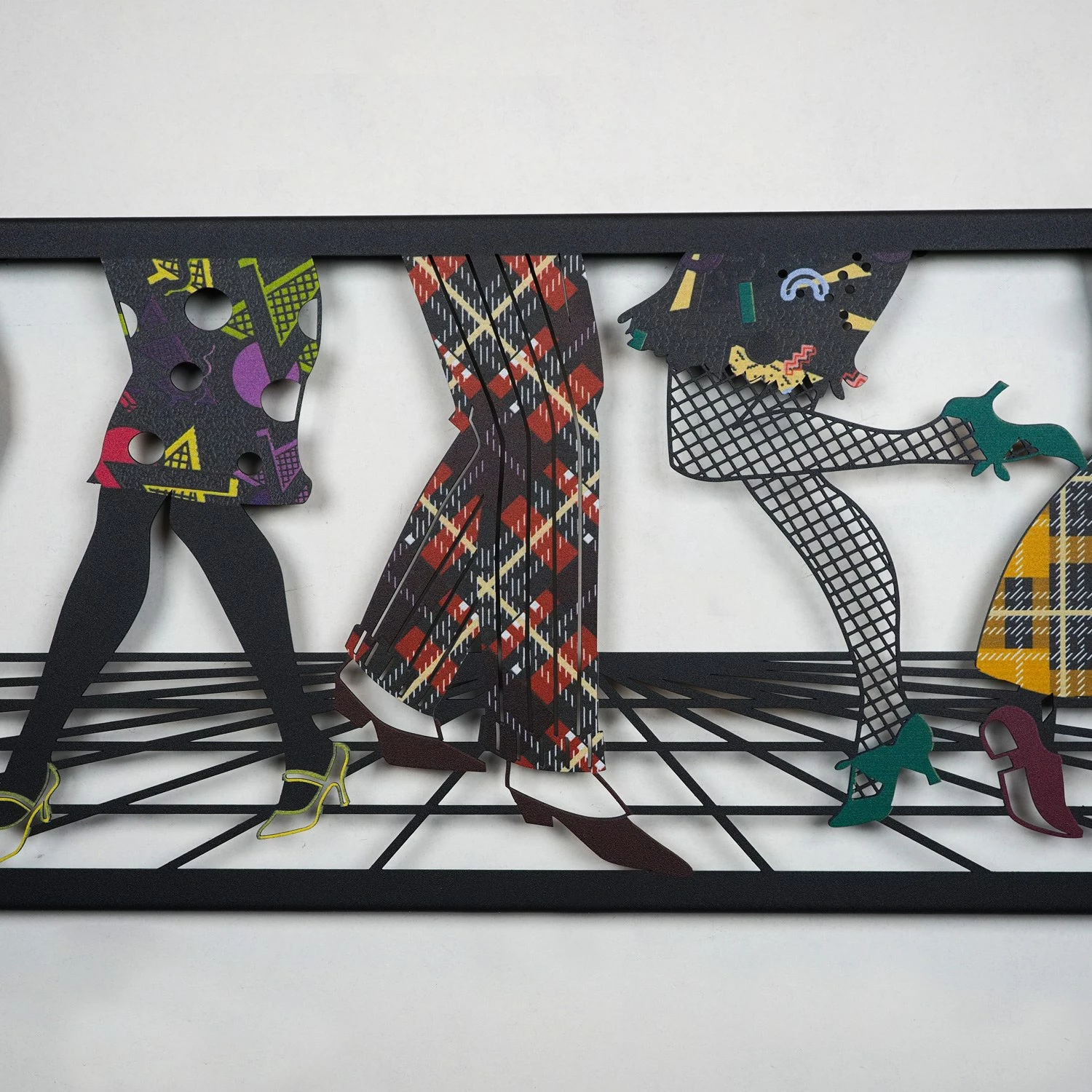 Aksesor dekorativ metalik për mur, Wallity, Let’s Dance, art metalik për mur - APT005