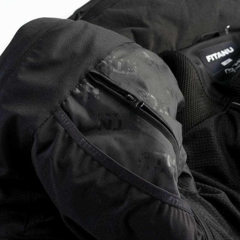 Jakne dimri për meshkuj Fitanu Altino Primaloft, e zezë