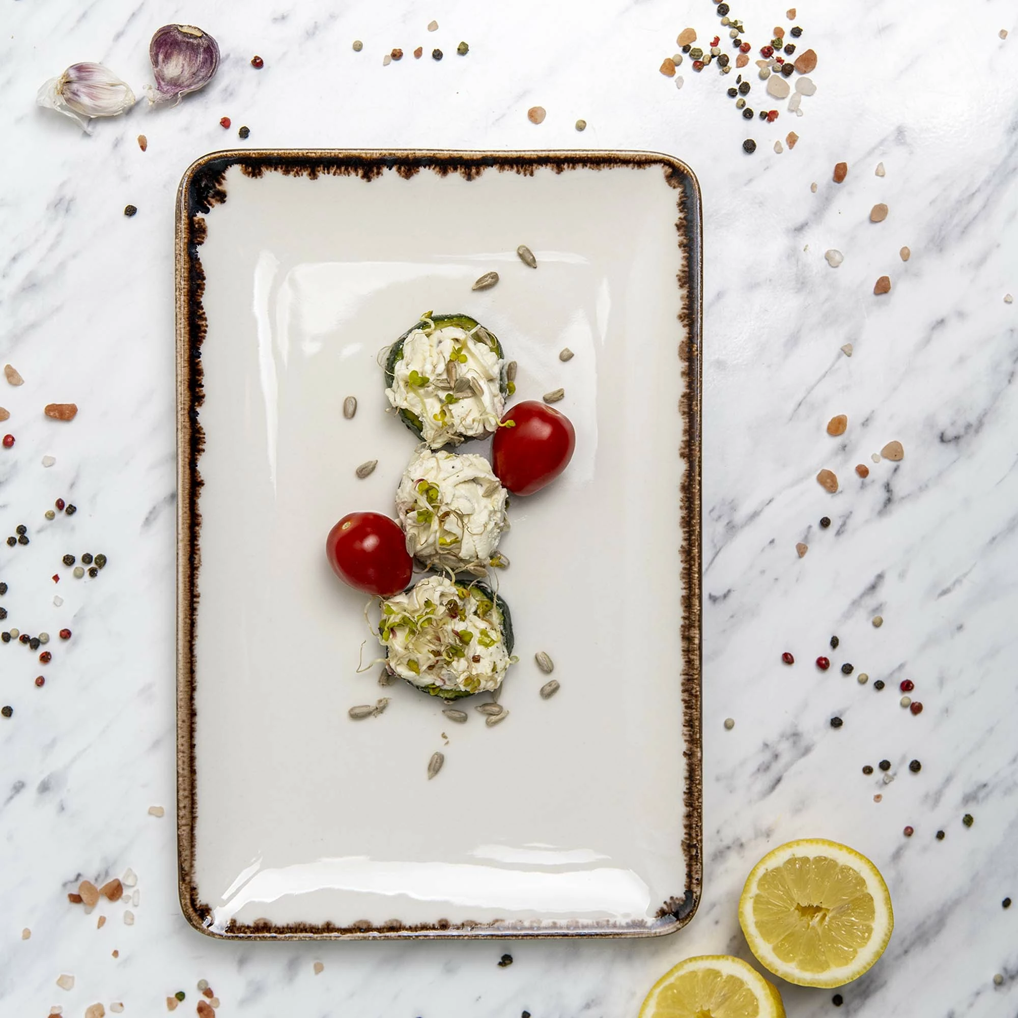 Pjatë drejtkëndore Fine Dine Vanilla 300x150 mm, porcelan i vitrikuar, set 6 copë, krem