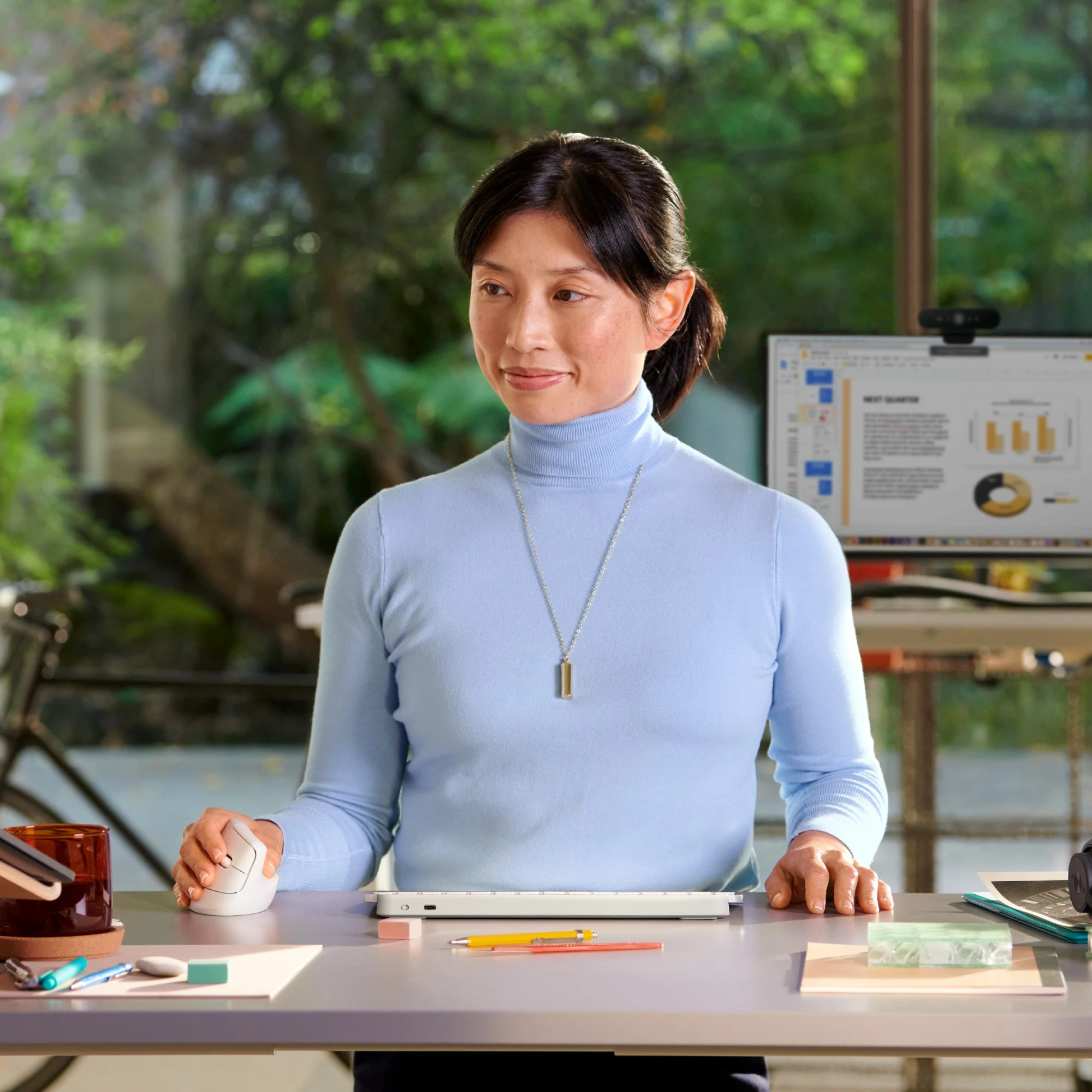 Maus Logitech Lift Vertikal Ergonomik wireless, off-white