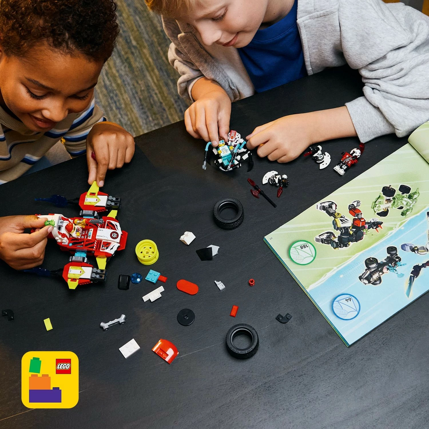 Set ndërtimi LEGO DREAMZzz 71497, Cooper Tiger-Mech & Zero Hot Rod, 1006 pjesë, multikolor