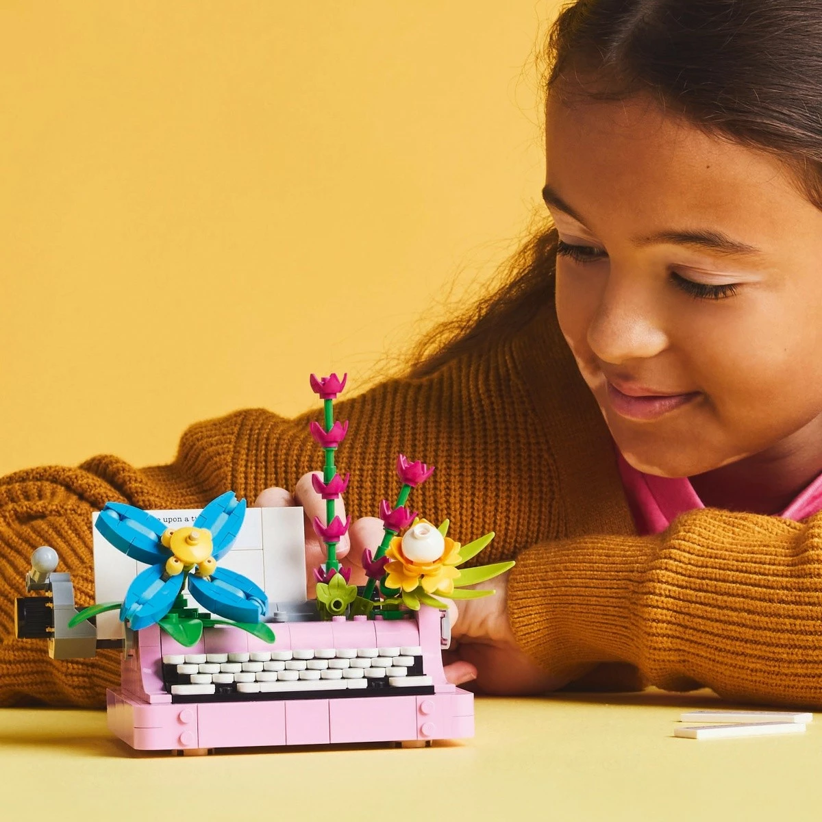 Set LEGO Creator 3-in-1 31169 Flowering Typewriter Machine, 363 pjesë