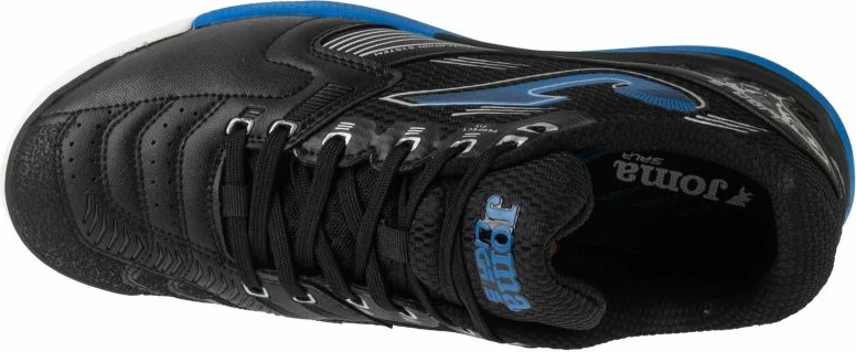 Atlete futbolli Joma, të zeza