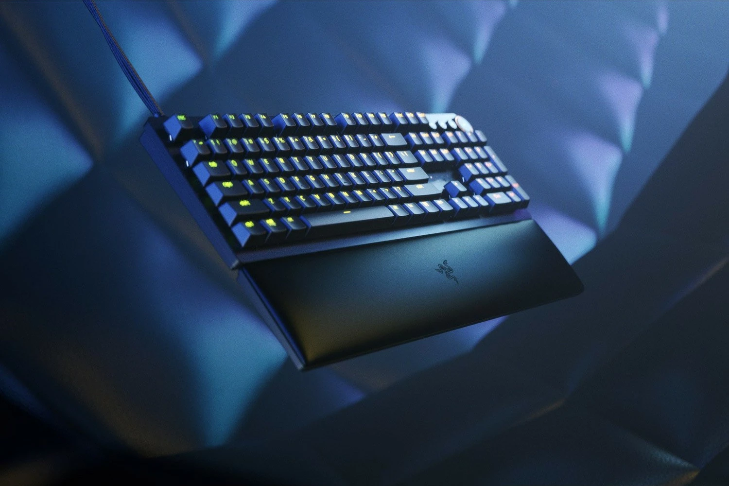 Tastierë Razer Huntsman V2, Wired, USB, RGB LED, e zezë