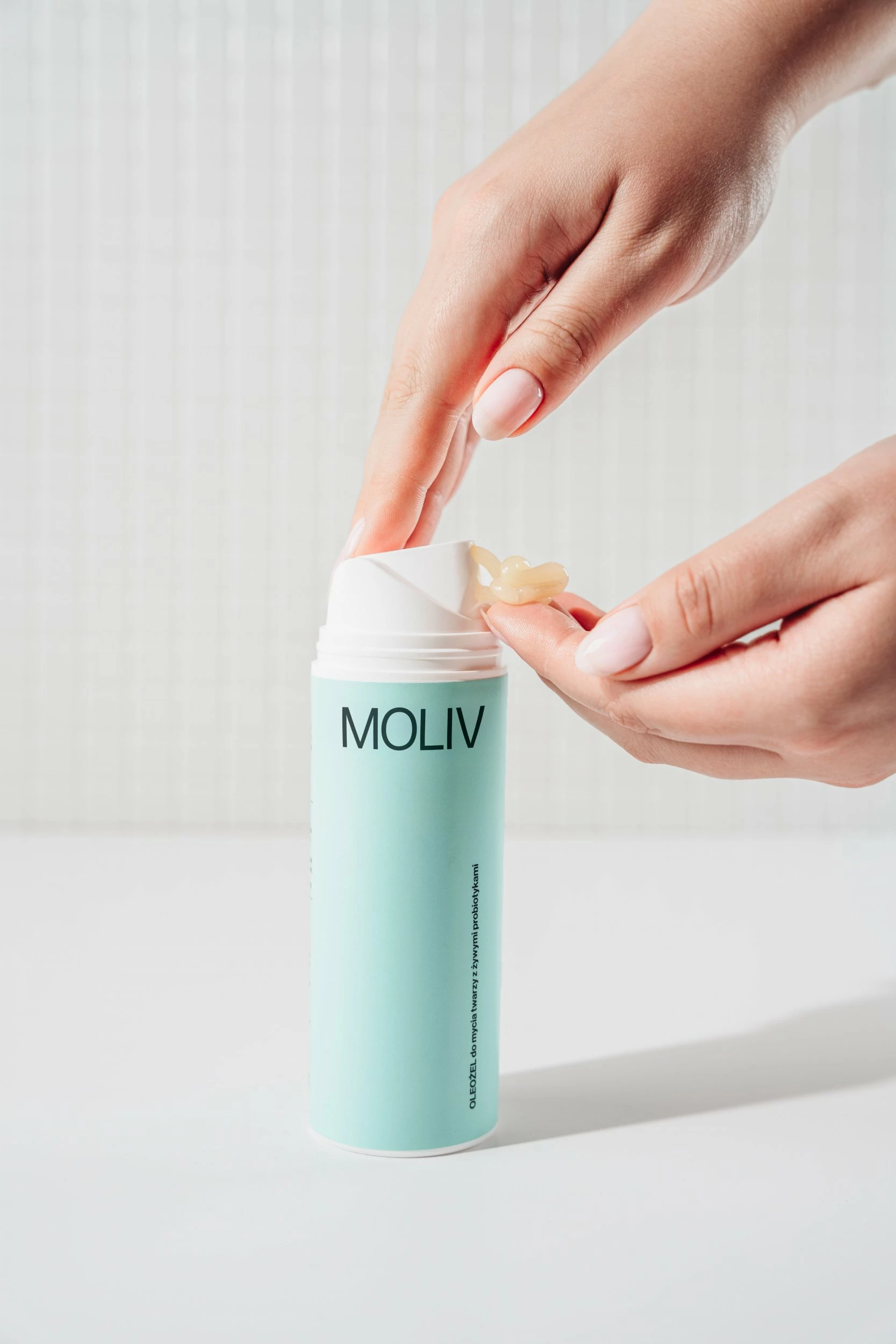 Xhel vajor pastrues fytyre MOLIV Oleożel me probiotikë të gjallë 150 ml, mint