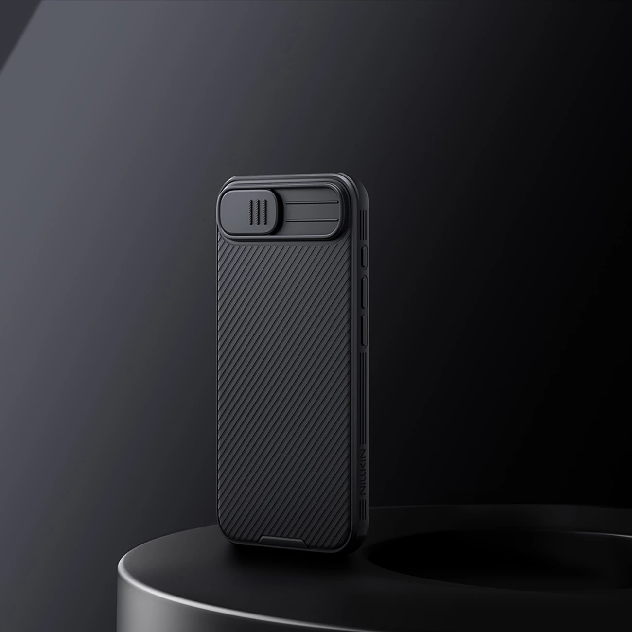 Mbështjellës Nillkin CamShield Pro Magnetic për iPhone 16e, i zi