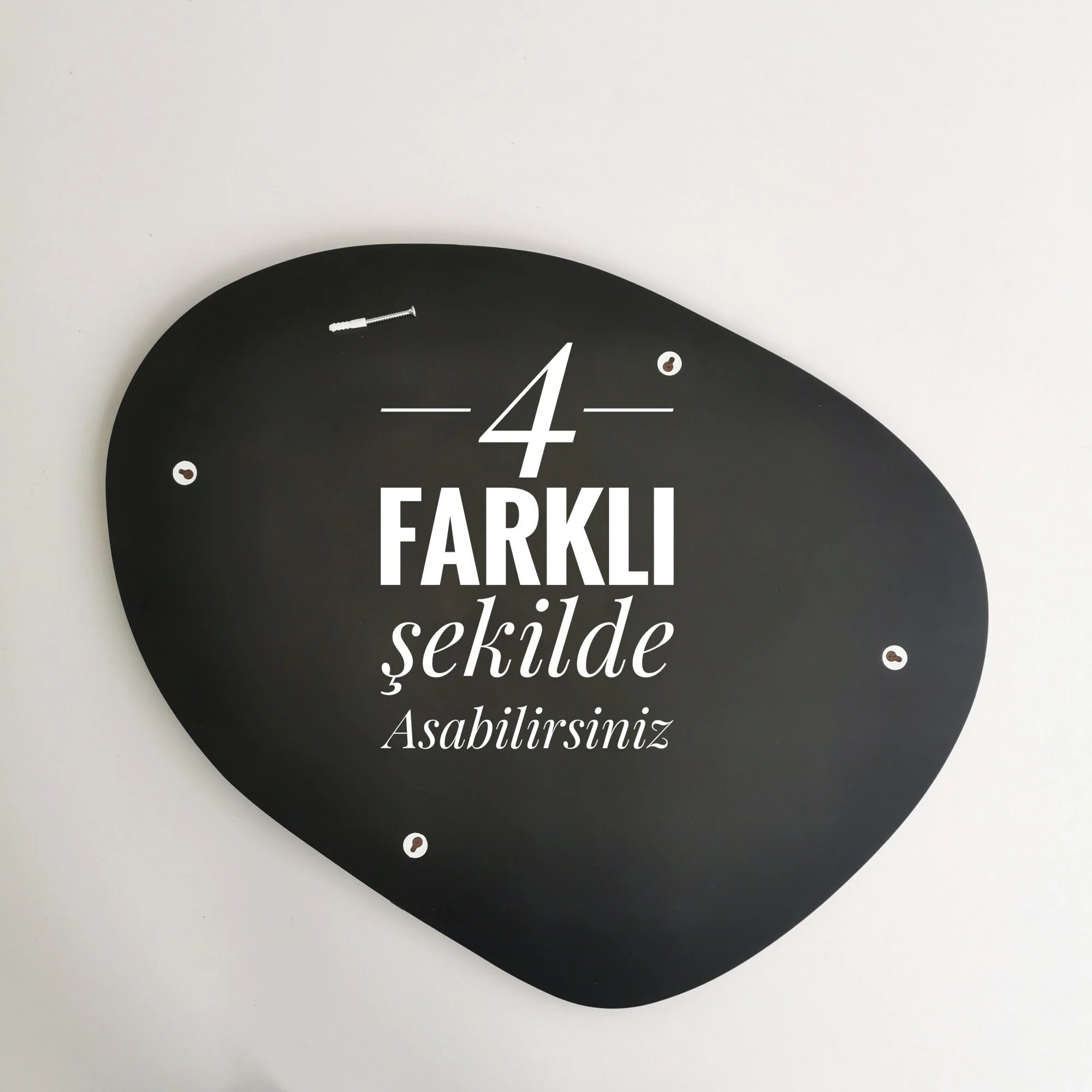 Pasqyrë dekorative Hanah Home, Gusto, e zezë