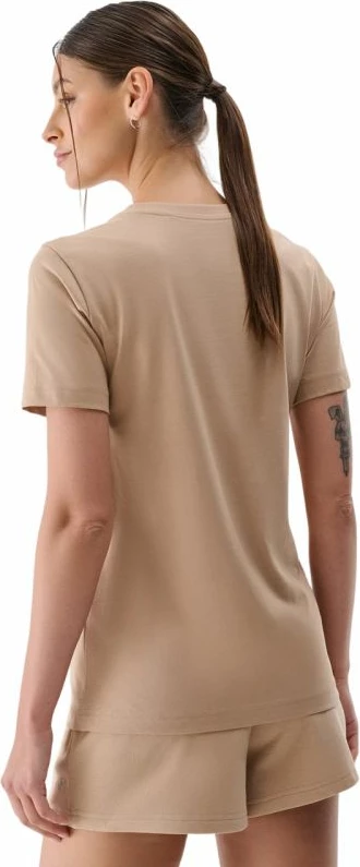 Maicë femra 4F, bezhë