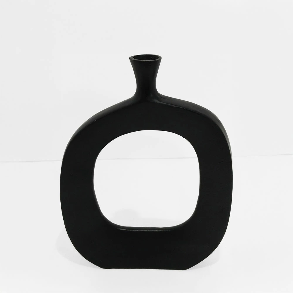 Vazo ovale abstrakte, alumin i zi, 31x5x41cm