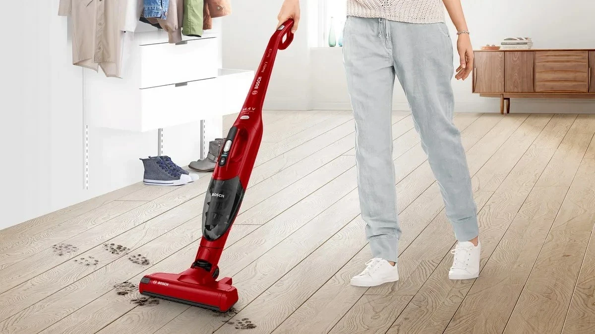Fshesë pa kabllo Bosch Serie 2 BBHF214R, e kuqe
