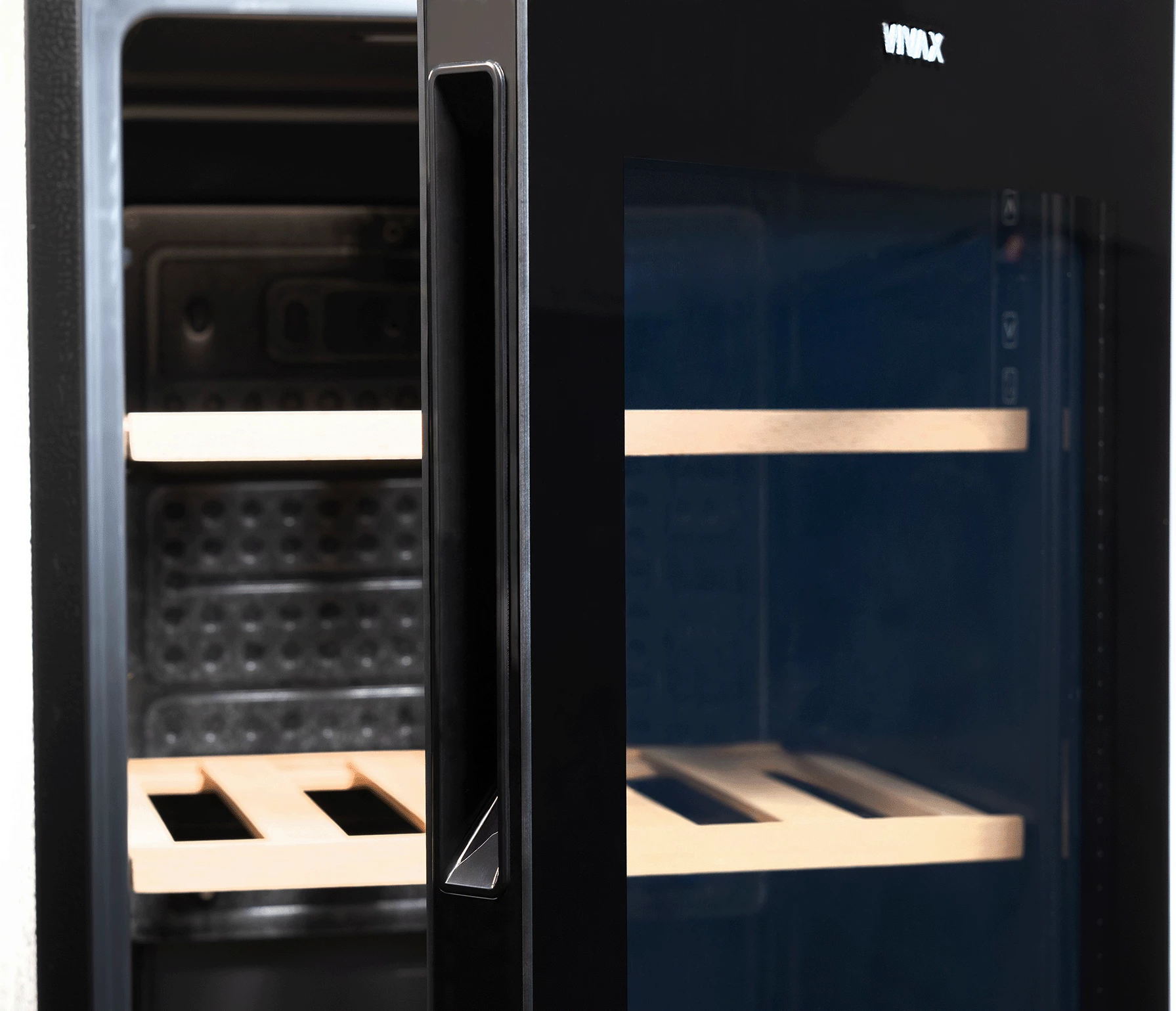 Ftohës Per Verë Vivax CW-094S