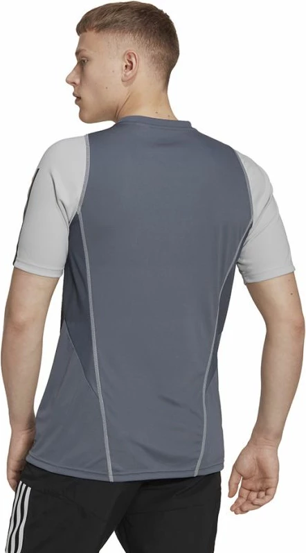 Fanellë trajnimi për meshkuj adidas, gri