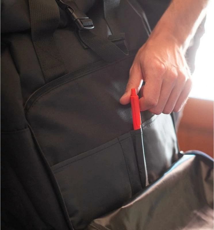 Çantë shpine-tote Erik La Casa de Papel "Bella Ciao" 42x31x10 cm, e zezë