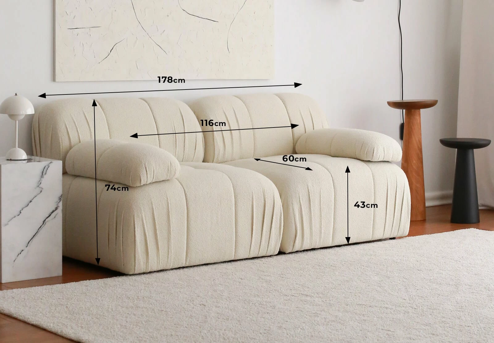 Divan dy ulës, Atelier del Sofa, Soli, i bardhë