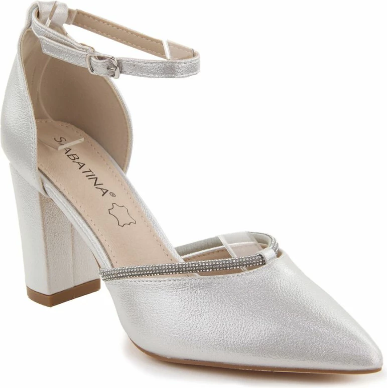 Sandale të mbyllura për femra Sabatina, bezhë