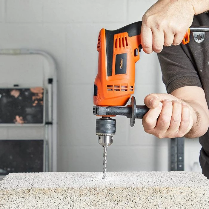 Burmashinë goditëse (rotary hammer) VONHAUS 3500151 710W, mandrinë 13mm, 0-2600 rpm, set me 9 shpona + kuti, portokalli/zi