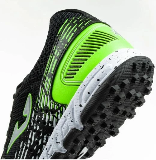 Atlete futbolli Joma për meshkuj dhe femra, të zeza