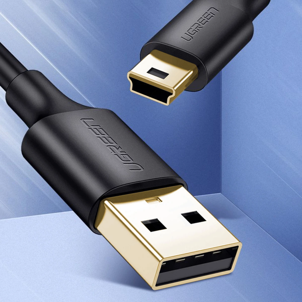 Kabllo USB në mini USB Ugreen US132 30472, 2 m, e zezë