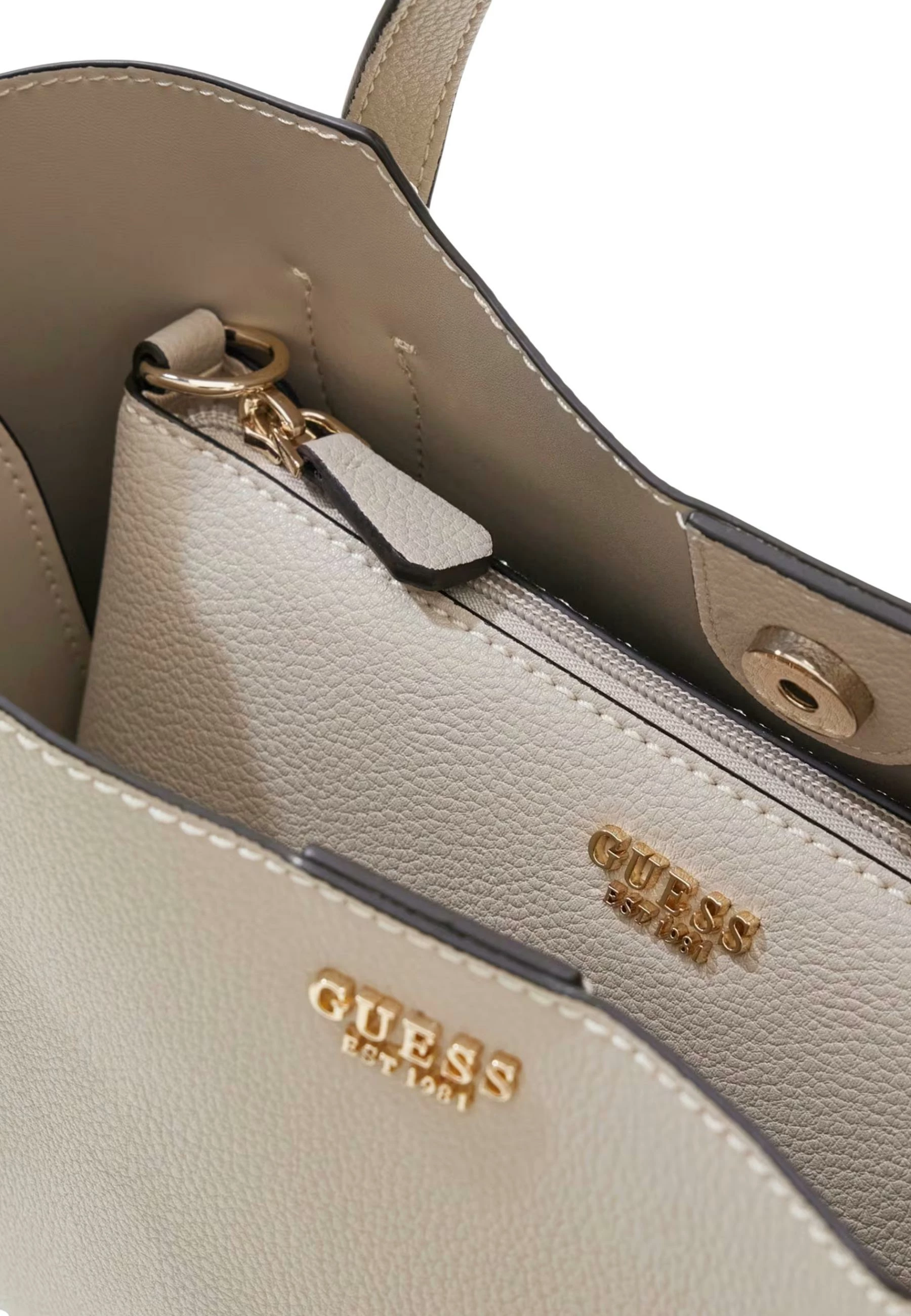 Çantë dore Guess Lucci Girlfriend Sat HWBG97 35060 për femra, taupe