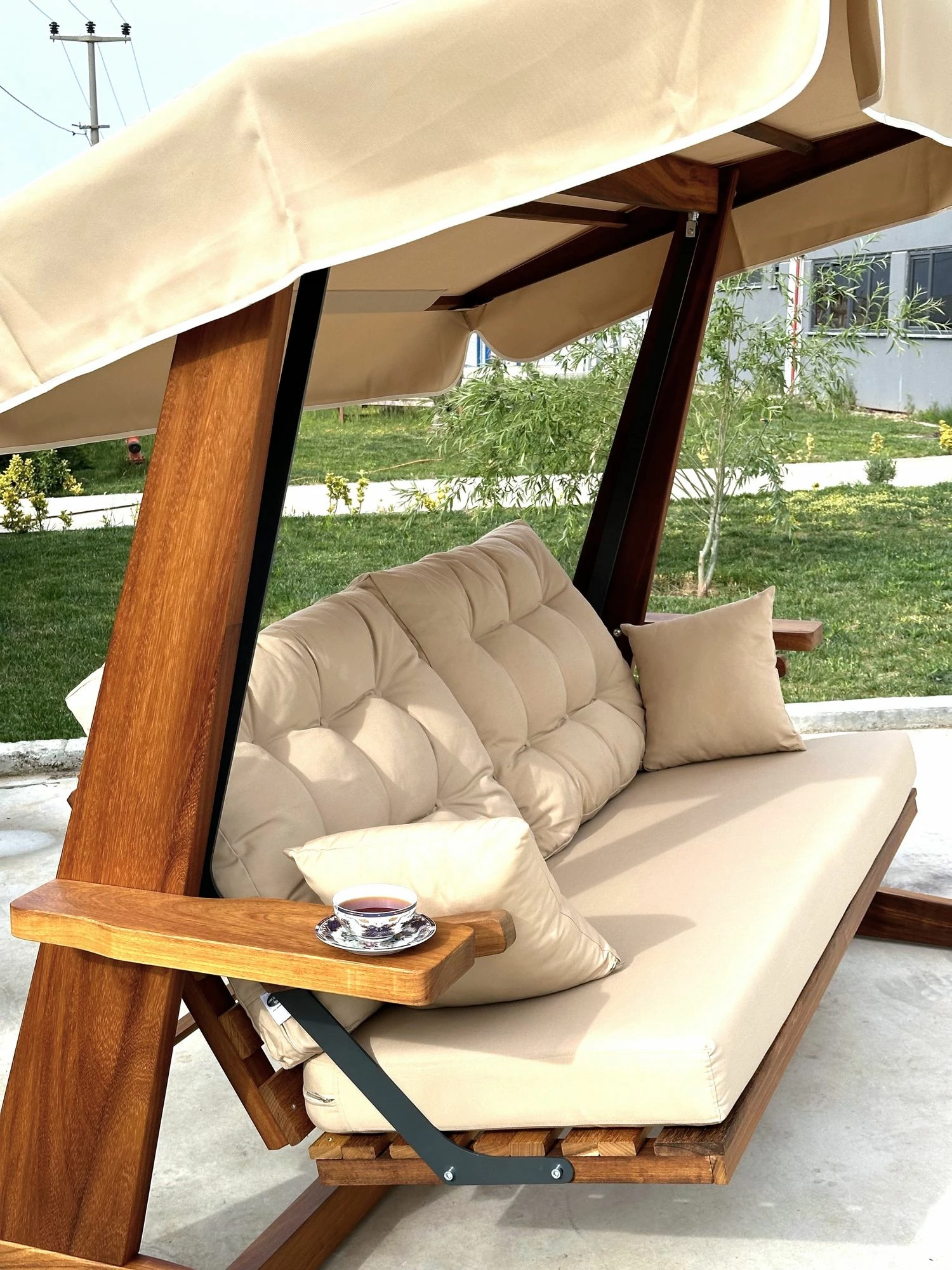 Karrige lëkundëse treshe për kopsht, ngjyrë bezhë, Skye Decor, Sia 2400