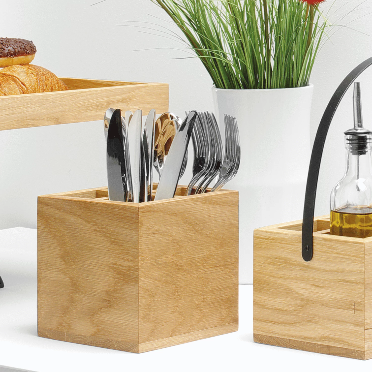 Organizues për takëme dhe peceta, Fine Dine Madeira, 150x150x150 mm, dru lisi, ngjyrë kafe/zezë