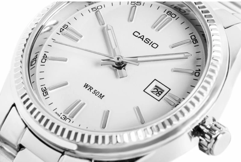 Orë dore femrash Casio LTP-1302PD-7A1VEG, argjend