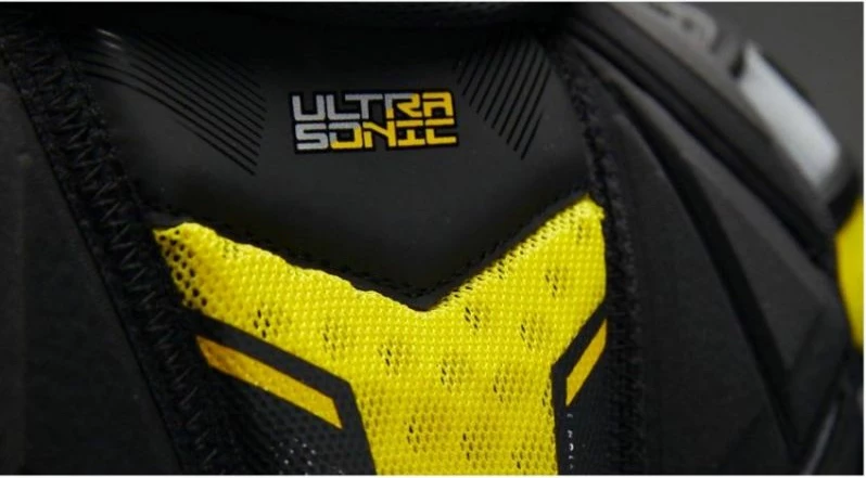 Mbrojtëse shpatullash për meshkuj Bauer, të zeza