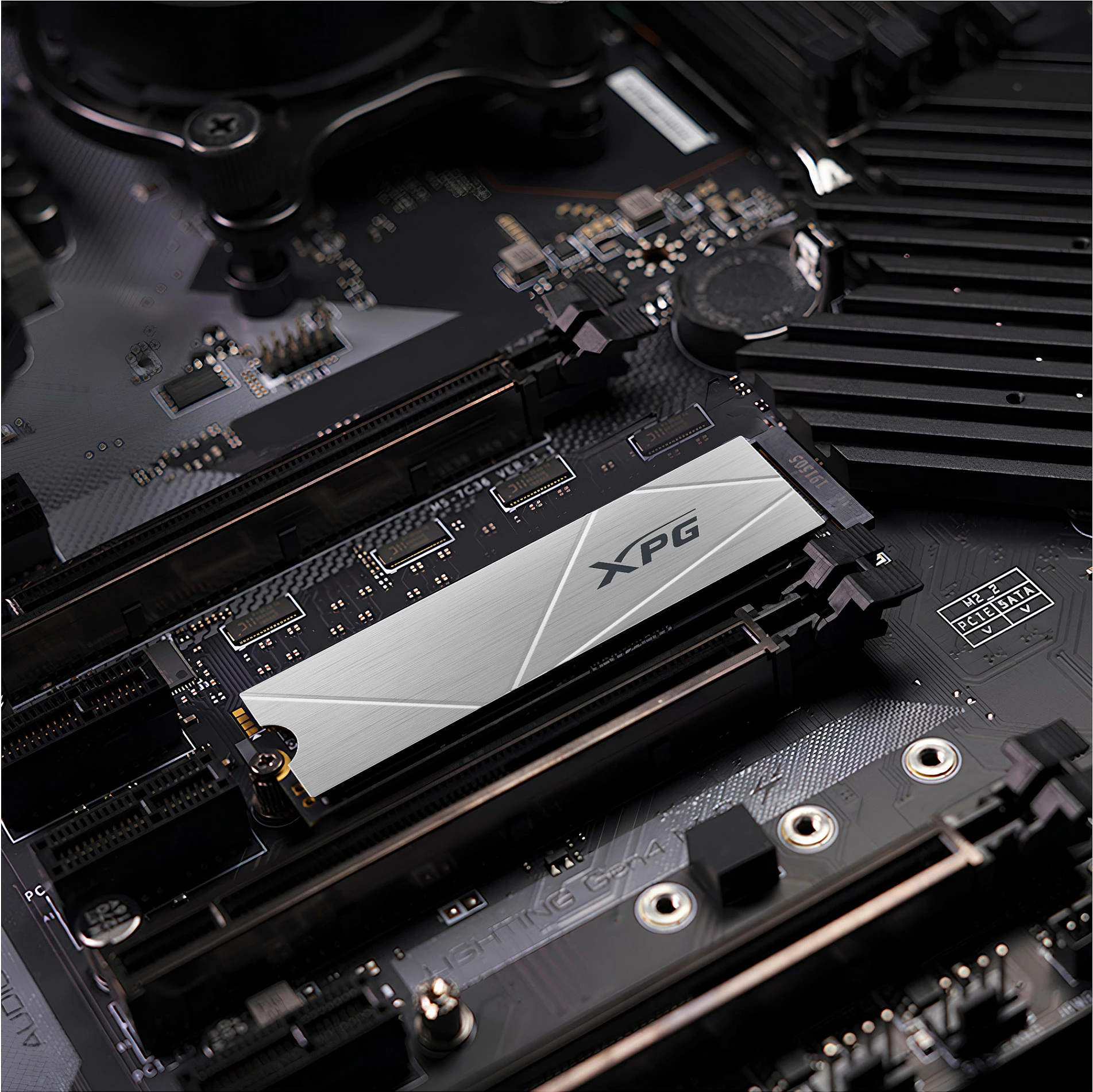 SSD i brendshëm ADATA XPG GAMMIX S60, M.2 NVMe PCIe 4.0, 512GB, 4700MB/s, me heatsink, i argjendtë