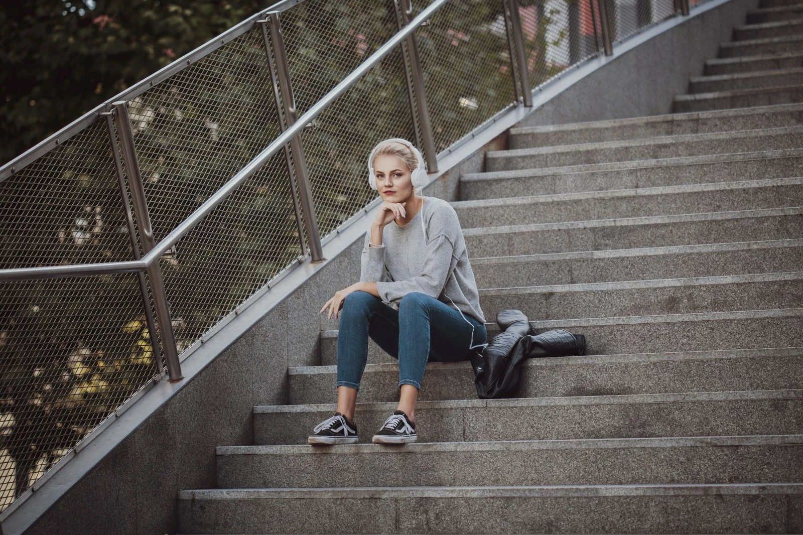 Kufje me tela Sencor SEP 432, mikrofon, kabllo e ndashme 1.2m, e bardhë