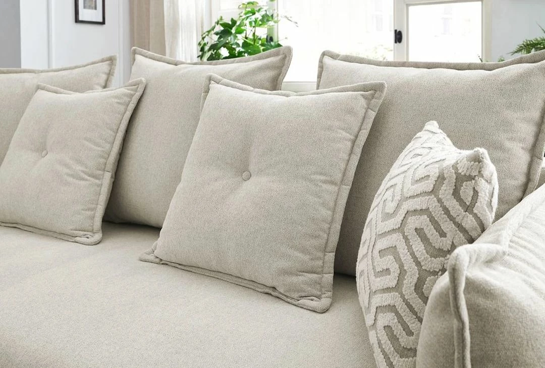 Divan-krevat treshe, ngjyrë krem, Puffy, Atelier del Sofa